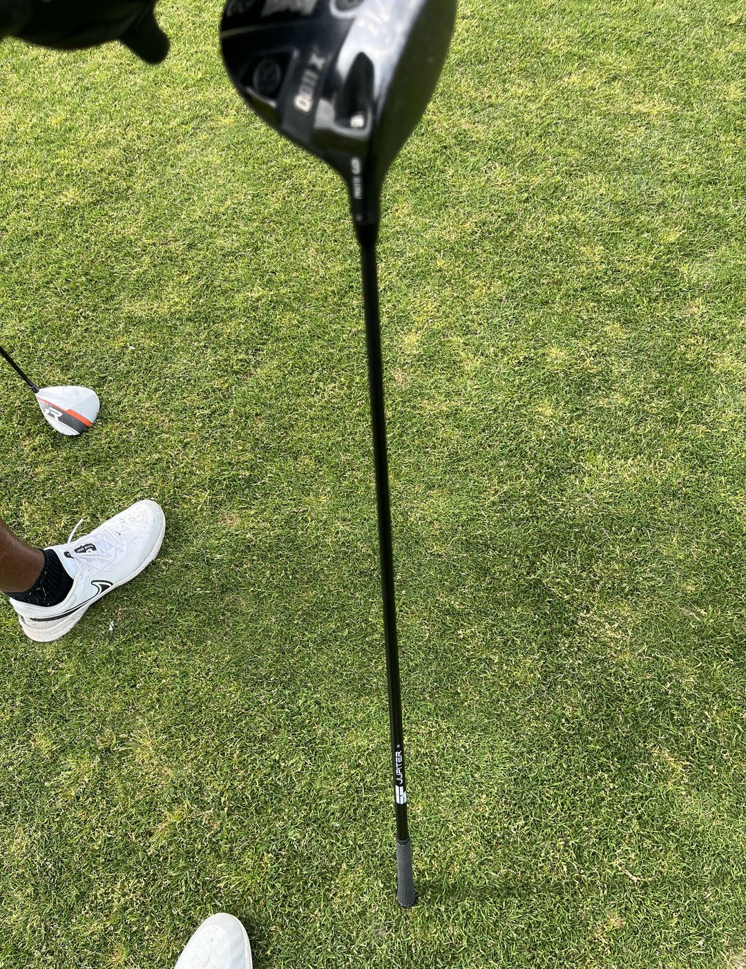 Golf Driver With a Steadfast Driver Shaft Looking From the Top Clubhead Down